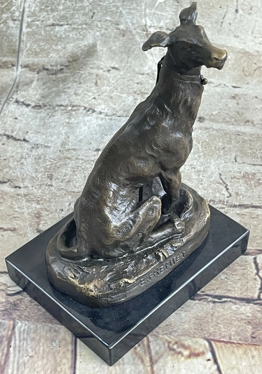 青铜狗雕塑在古董金属器皿| eBay
