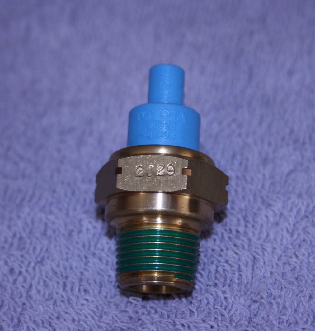 9092505068 Bimetal Vacuum Switching Valve BVSV New Genuine Toyota