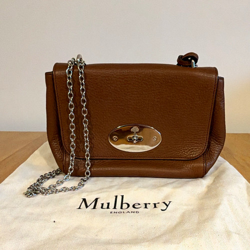 Mulberry Lily in Oak.