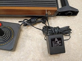 Atari 2600 Console Woody 4-Switch CX-2600 Paddles Joystick Power Supply Trigger