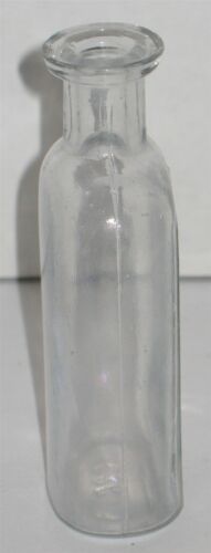 Jarrón de utilería de medicina botella de vidrio transparente rectangular vintage granero excavación vertedero encontrar - Imagen 2 de 6