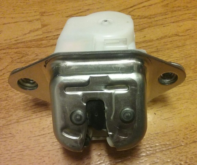 Subaru Forester liftgate latch lift gate OEM 14 15 16(18) eBay