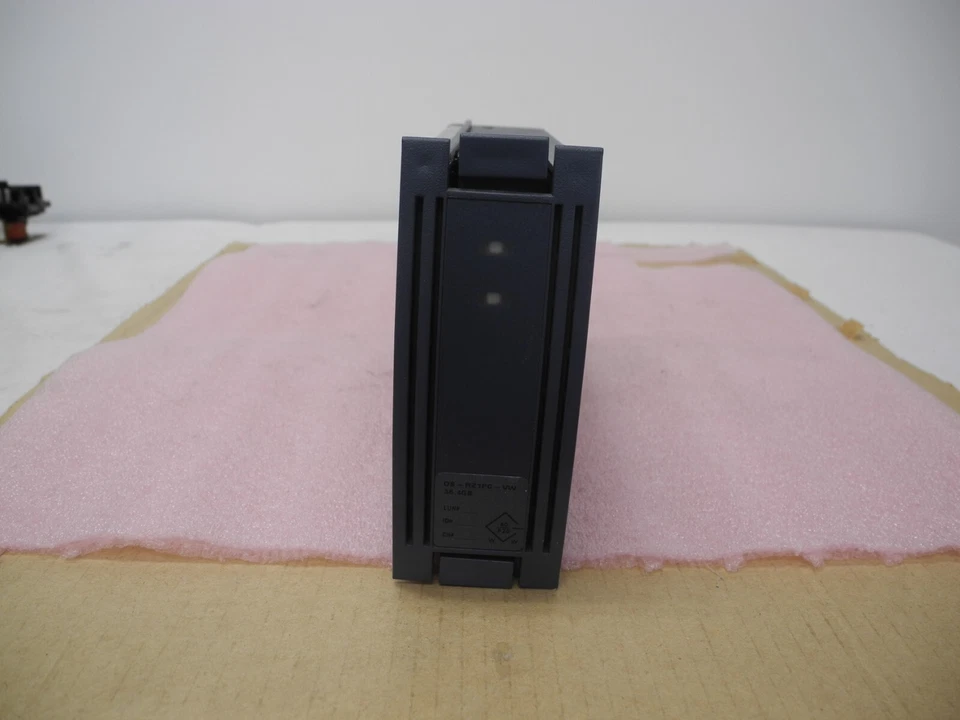 DEC COMPAQ DS-RZ1FC-VW 36GB 10K UWSCSI HDD IN SBB, TGB CANISTER 159138-001 - Image 3 of 4