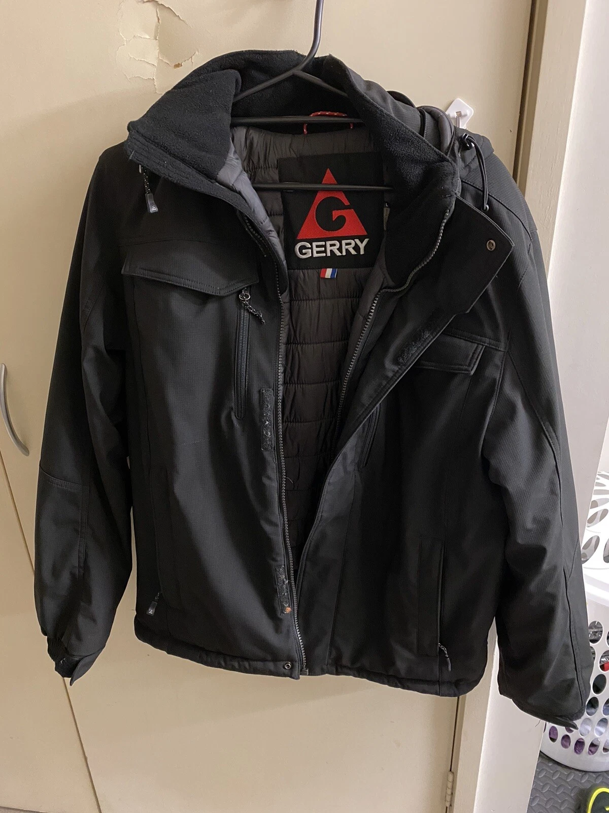GERRY MEN INSULATED FULL ZIP BLACK WINTER JACKET SIZE L