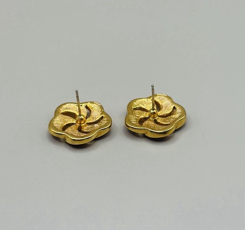 Vintage Gold Tone Red Enamel Swirl Flower Stud Statement Earrings - Picture 3 of 3