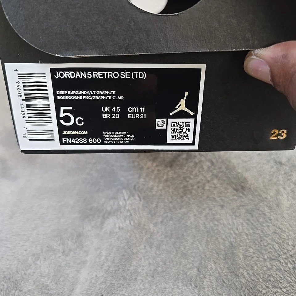 Jordan 5 Retro Niño Pequeño 5c SE Borgoña Profundo Grafito Zapatos Atléticos FN4238-600 Foto 2 de 4