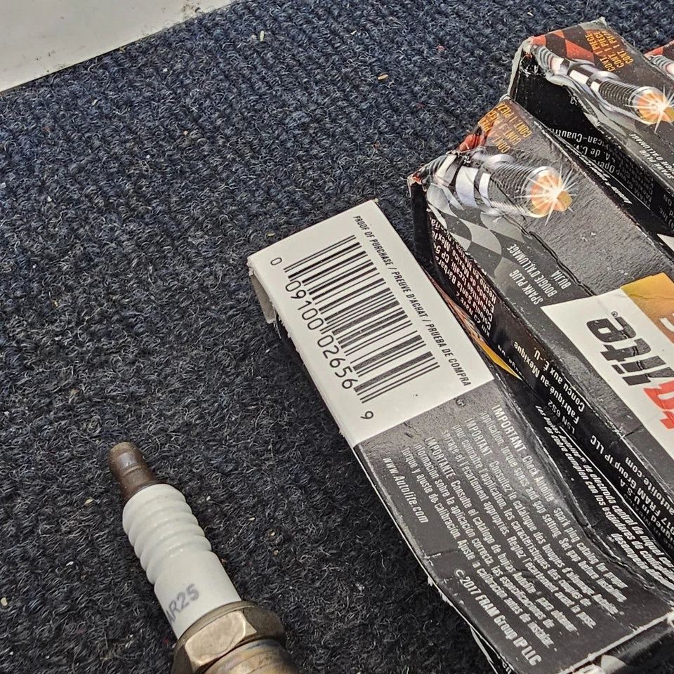 (QTY 4) Autolite AR25 Racing Spark Plug Fits 1977-1995 Ford F-150 - Image 4 of 4