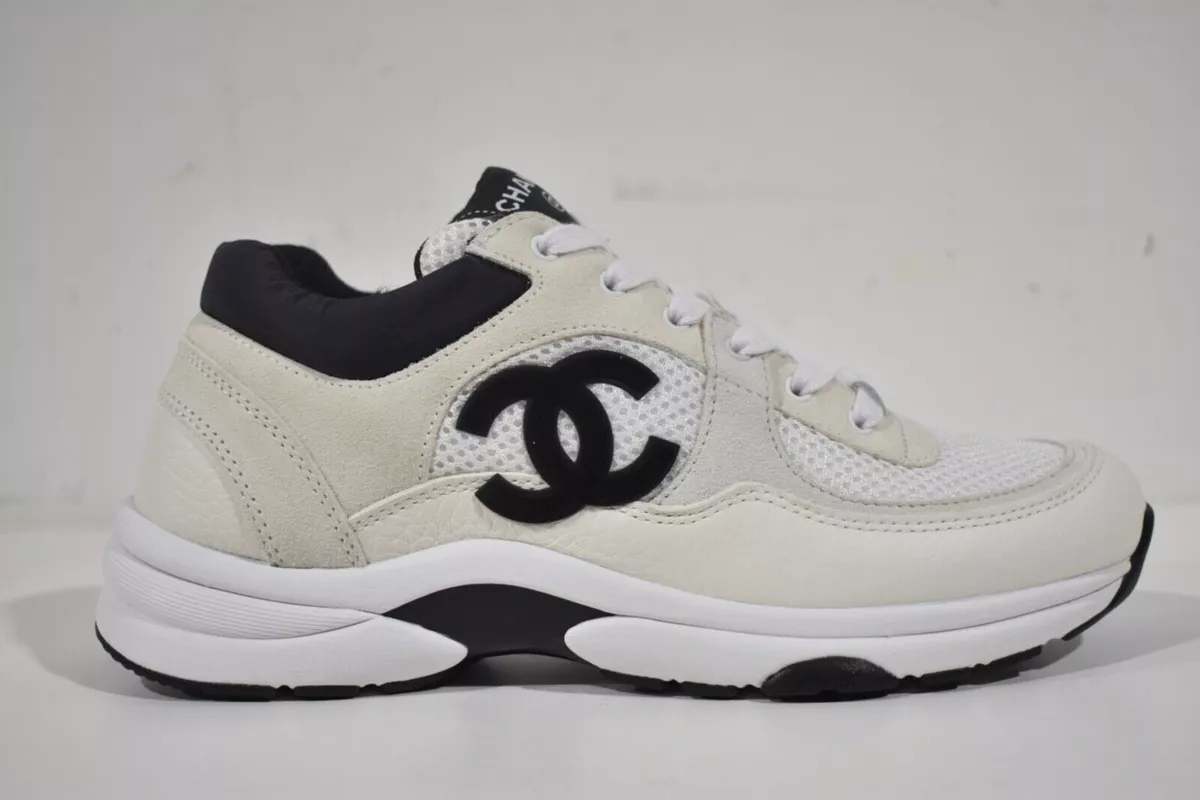 Chanel REV White Black CC Logo Leather Lace Up Flat Runner Trainer Sneaker  37