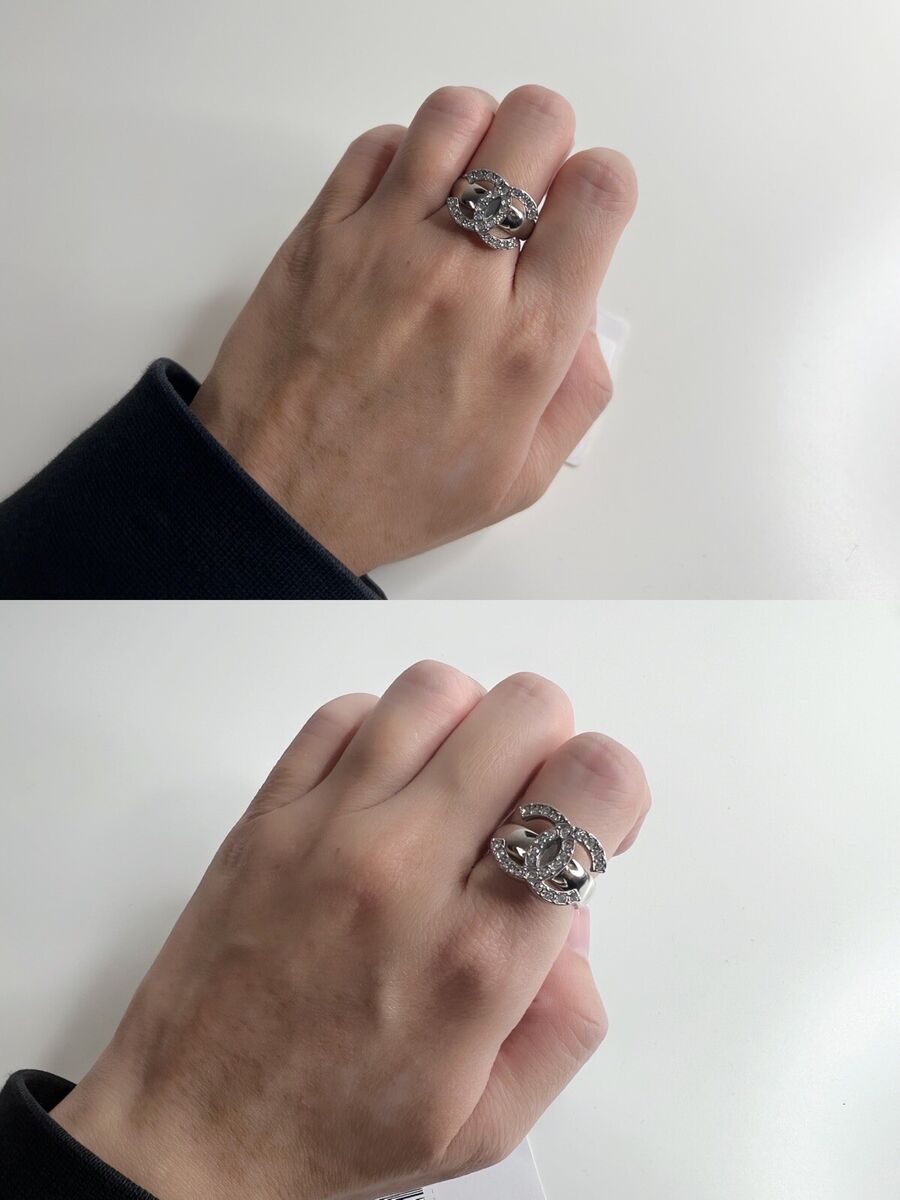 NWT 22C Chanel Classic CC Logo Silver Crystal Metal Ring NWT 22C Chanel Classic CC Logo Silver Crystal Metal Ring