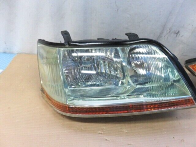 TOYOTA CROWN MAJESTA UZS175 JZS177 JZS171 Headlight Lights Lamps