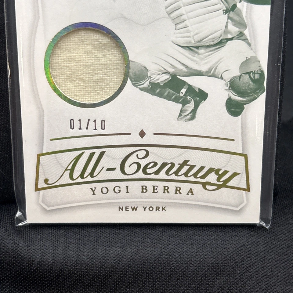 Panini National Treasures Yogi Berra All Century 2017 juego material usado 01/10 Foto 2 de 4