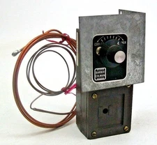 USED BARBER COLMAN TK-4012 PNEUMATIC DIRECT ACTING BULB THERMOSTAT 30-90* F KB