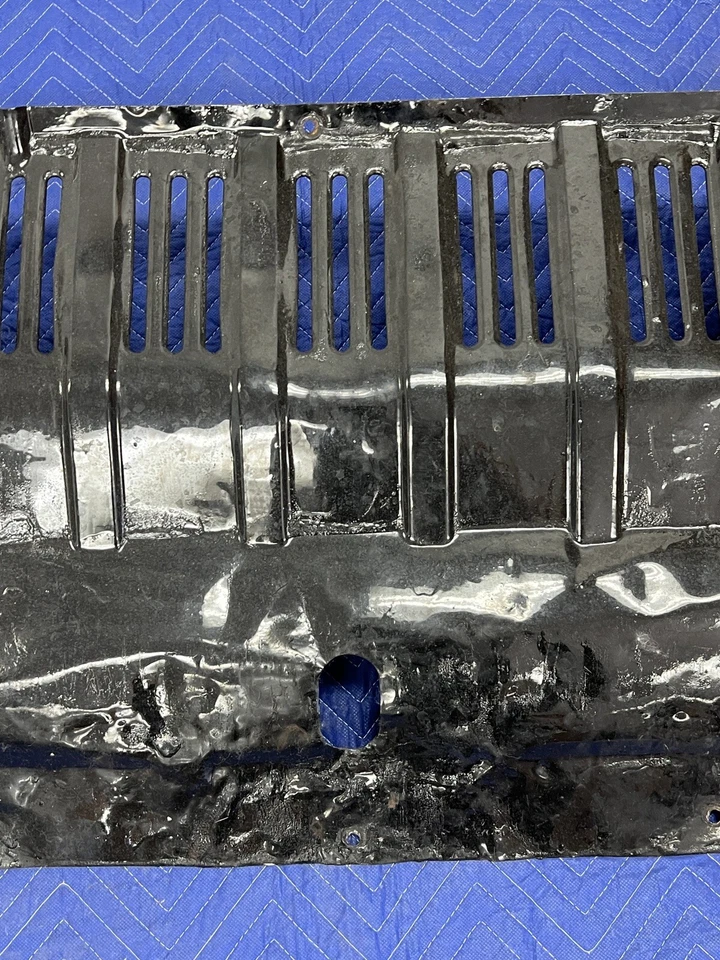 1975-1985 Volvo 240 242 244 Metal Splash Pan Air Dam Deflector Early OEM #3550E - Image 3 of 4