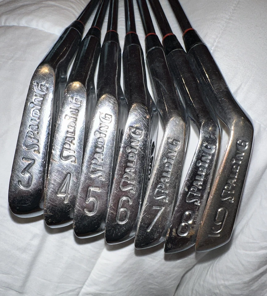 Spalding Tee-Flite RH Vintage Blade Iron Set 3-9i Regular Flex Steel Shafts Used - Image 2 of 4