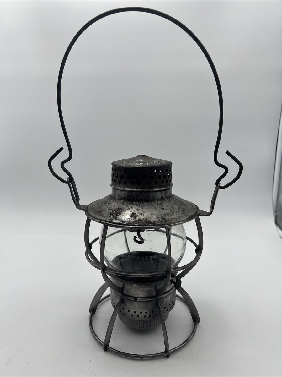 Vintage Railroad⁄Railway Lantern Dressel Arlington Lantern