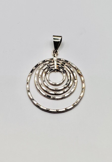 Vintage Solid Silver Decreasing Circles Pendant N… - image 1