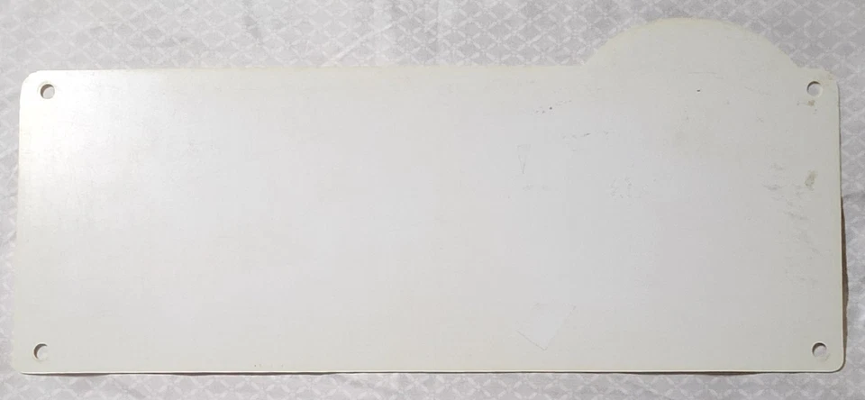 Cincinnati Reds Wincraft Clubhouse Sign 19" X 8" Welcome Reds Fans - Image 2 of 2