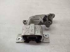 DACIA DUSTER MK2 1.6 Petrol 2018-2021 Engine Mount Right Side 112323439R