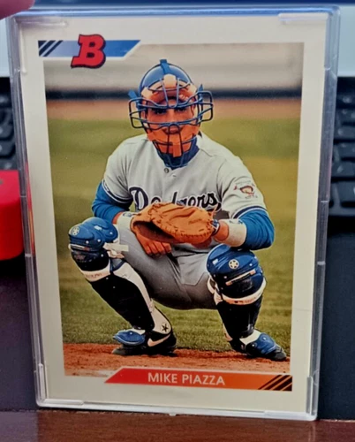 Mike Piazza Bowman Rookie card #461 Mint condition Centering is excellent