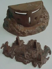 Marx Battleground Tank Trap Pillbox Bunker Terrain Vintage 1960s playset