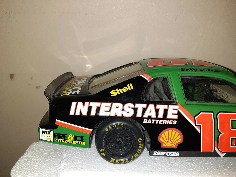 Revell Collection #18 Bobby Labonte 1996 Monte Carlo - Image 4 of 4