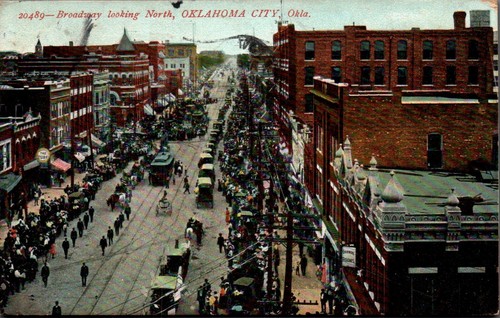 CARTOLINA SCENA DI STRADA BROADWAY GUARDANDO NORD OKLAHOMA CITY OKLAHOMA - 1908 - Foto 1 di 2