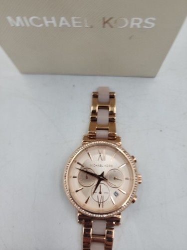 READ Michael Kors Ladies Sofie Rose Gold-Tone Stainless Steel Watch MK6560 - Picture 5 of 14