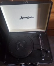 byron statics record player