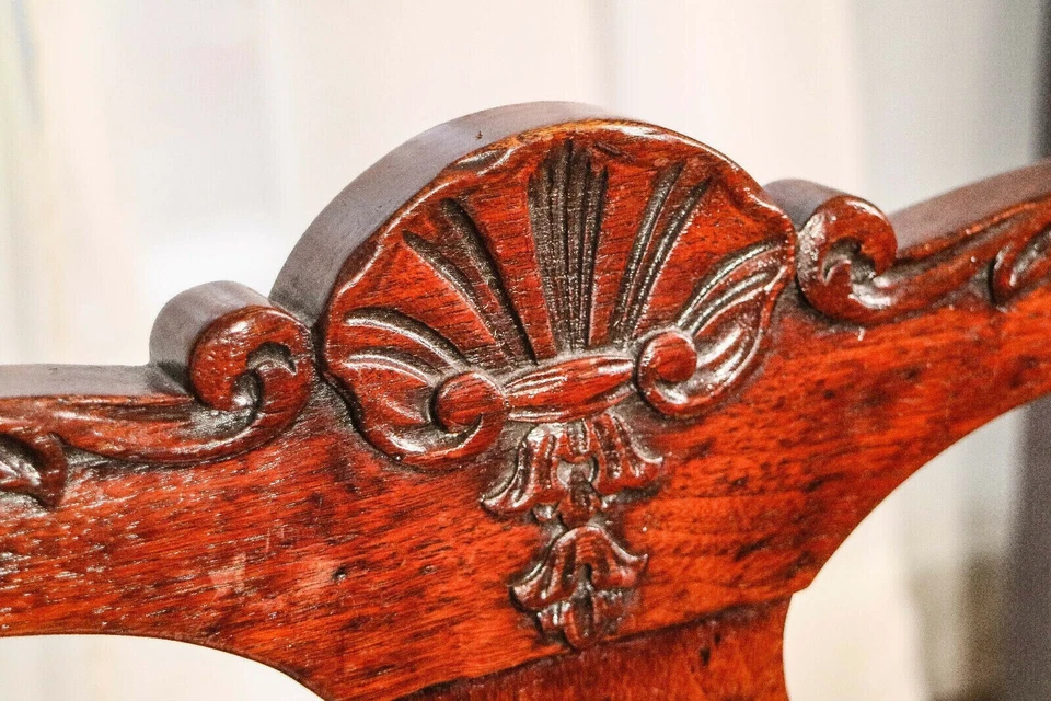 Hermoso sillón de escritorio inglés antiguo tallado madera nogal asiento de cuero Foto 3 de 4