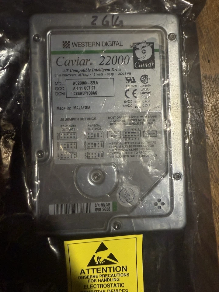 WESTERN DIGITAL WDAC2700-00F CAVIAR 22100 IDE DRIVE 2111.8 MB - Image 3 of 3