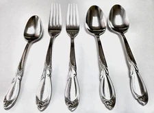 5 Retroneu Stephanie Stainless: 1 Teaspoon, 2 Dinner Forks, 2 Soup Spoons Korea