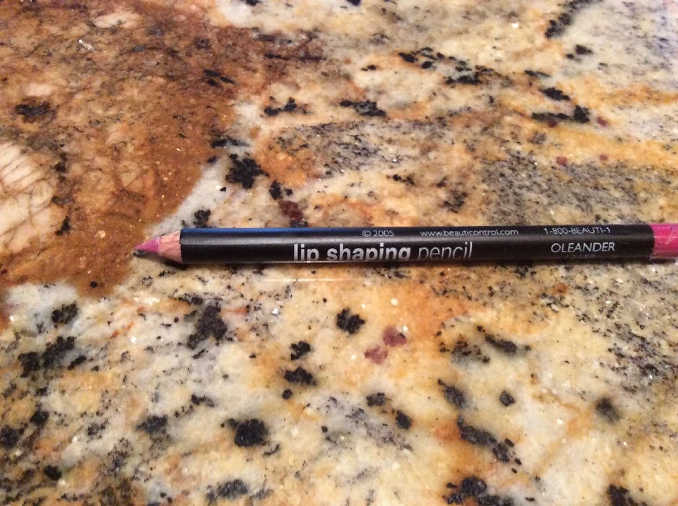 BeautiControl OLEANDER  Lip Shaping Pencil 12139 Pink See Pics - Image 2 of 2