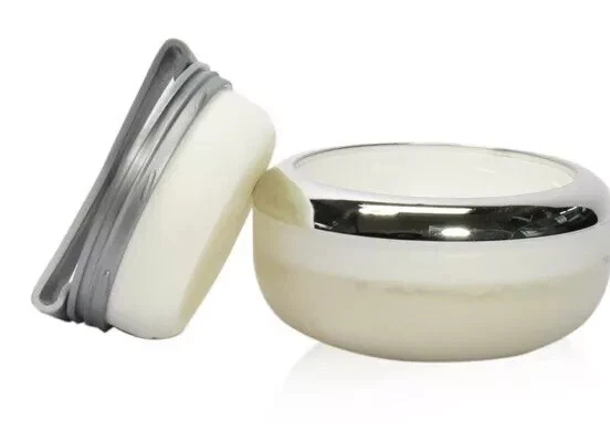 Polvo suelto translúcido Pur Minerals - Polvo de 0,3 oz Foto 2 de 3