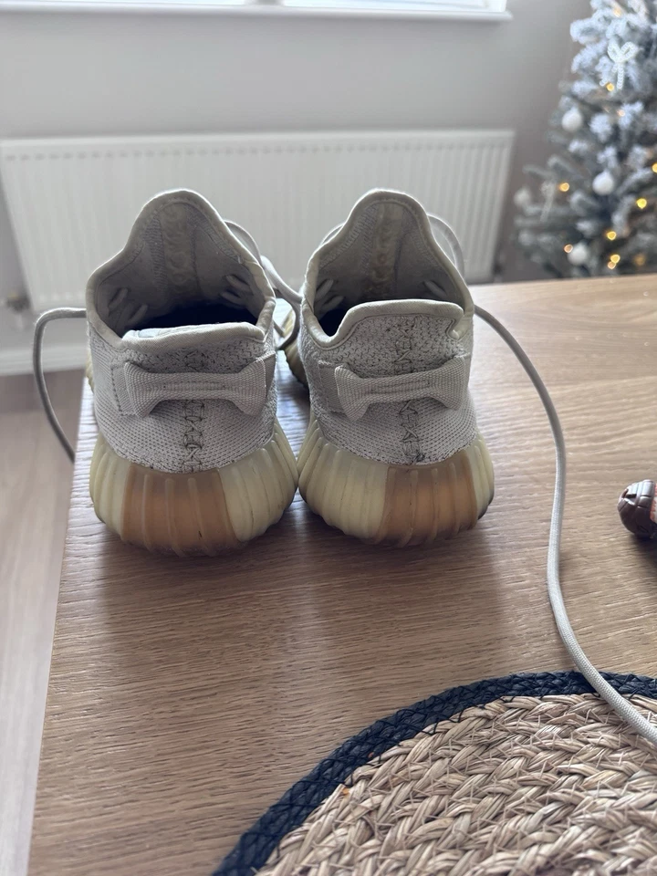 Size UK 6 - adidas Yeezy Boost 350 V2 Low Sesame, photo 2 of 5