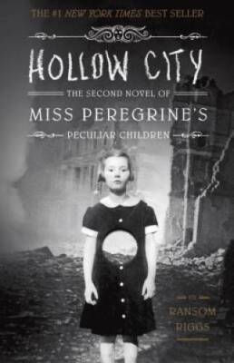 Hollow City: The Second Novel of Miss Peregrine's Peculiar Children - VERY GOOD