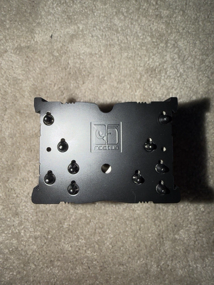 Noctua NH-U9S chromax.Negro, 92mm Enfriador CPU de una sola torre (Negro)  Foto 4 de 4