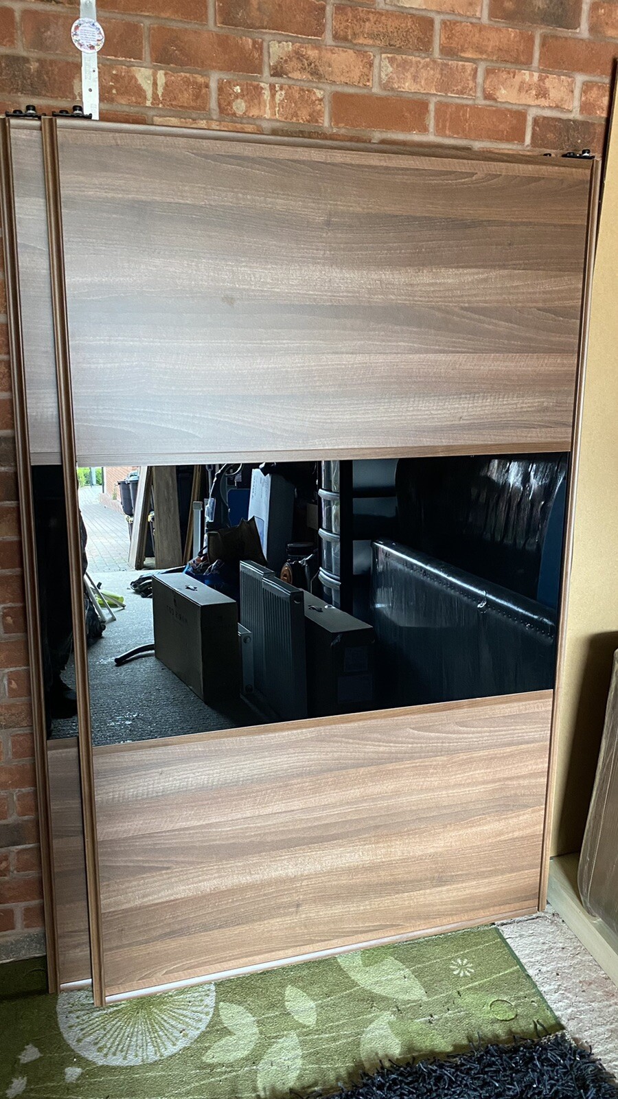 Picture 1 of 2