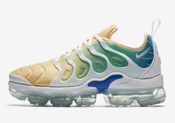 air max vapormax plus rainbow