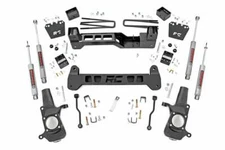 Rough Country 6in GM Suspension Lift Kit 01-10 2500HD / 3500HD 2WD