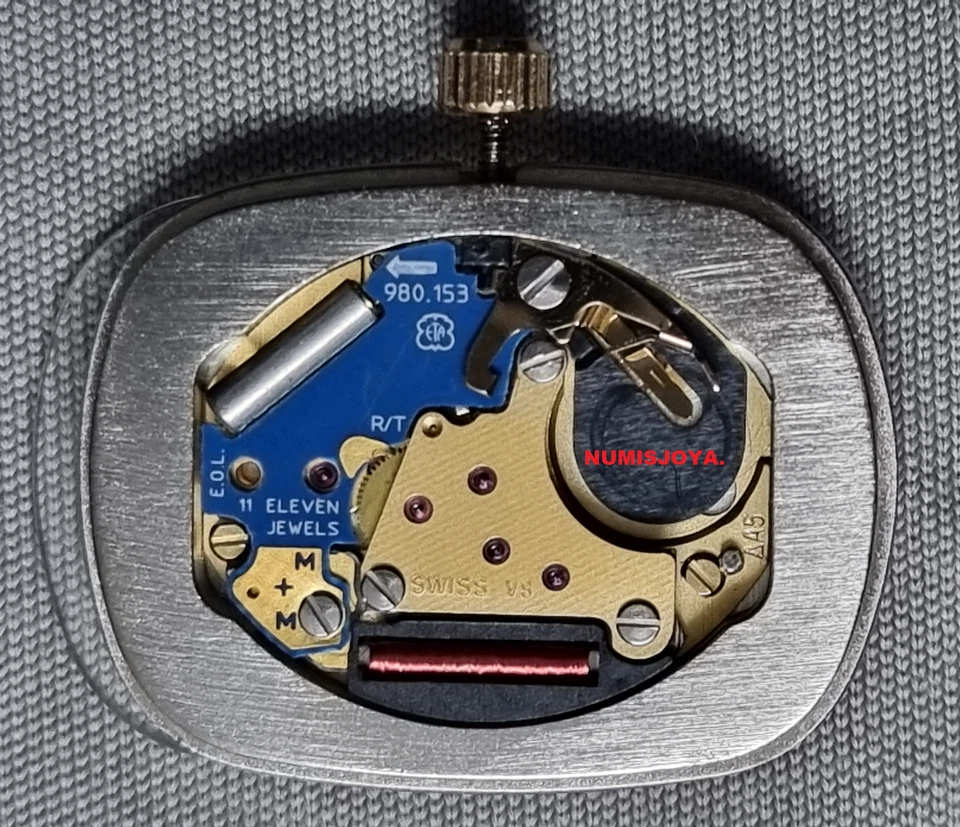 RELÓGIO FESTA OURO SENHORA QUARTZO 900-153 COROA HASTE CRISTAL MOSTRADOR MÁQUINA - Imagem 2 de 2