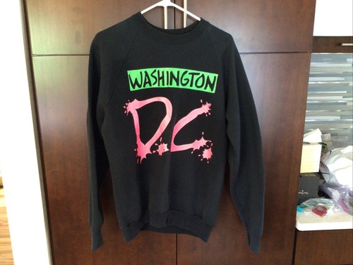 Vintage 1980’s Washington DC Sweatshirt Fruit Of The Loom