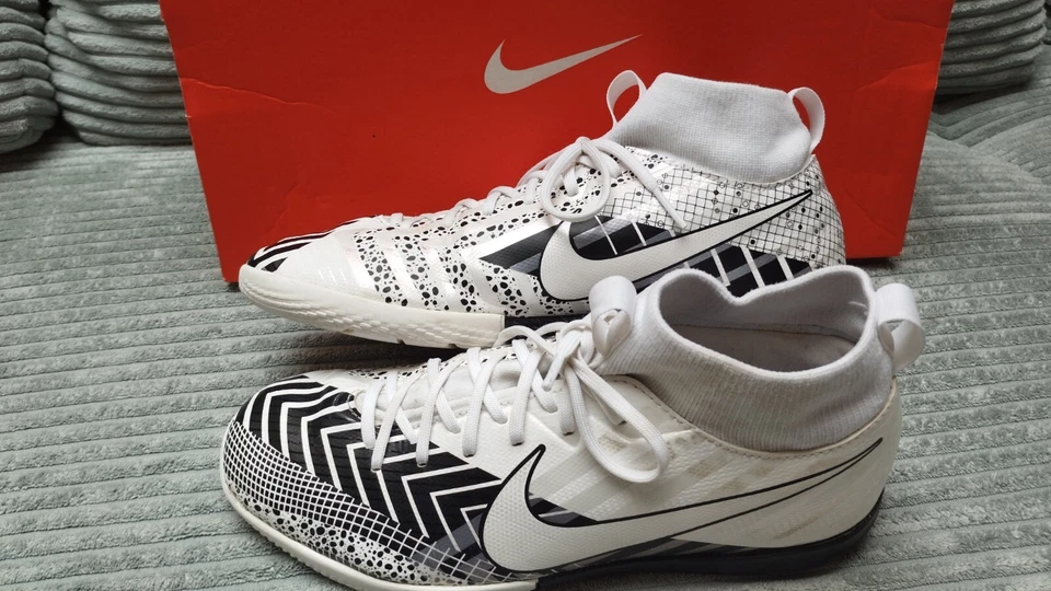 TOP Fußballschuhe***NIKE***JR Superfly 7 Academy, EUR 38,5 weiß/schwarz UNISEX - Bild 2 von 4