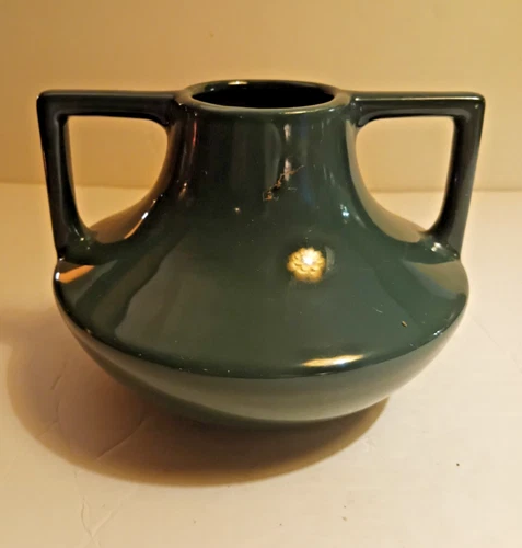 Vintage Haeger Eve Arts & Crafts Vase Gloss Emerald Green 4 1/2"