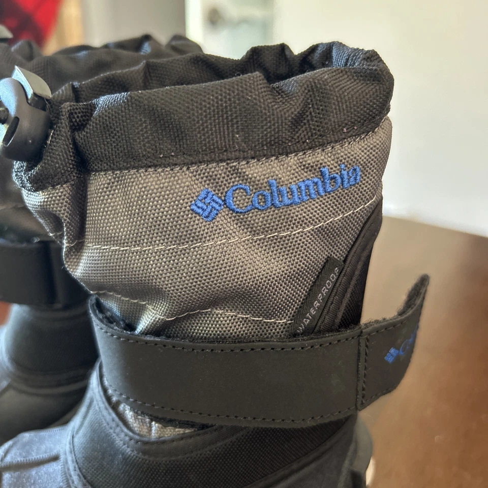 Botas de invierno aisladas Columbia Powderbug Plus II para niños pequeños talla 4 BV1326-010 Foto 2 de 4