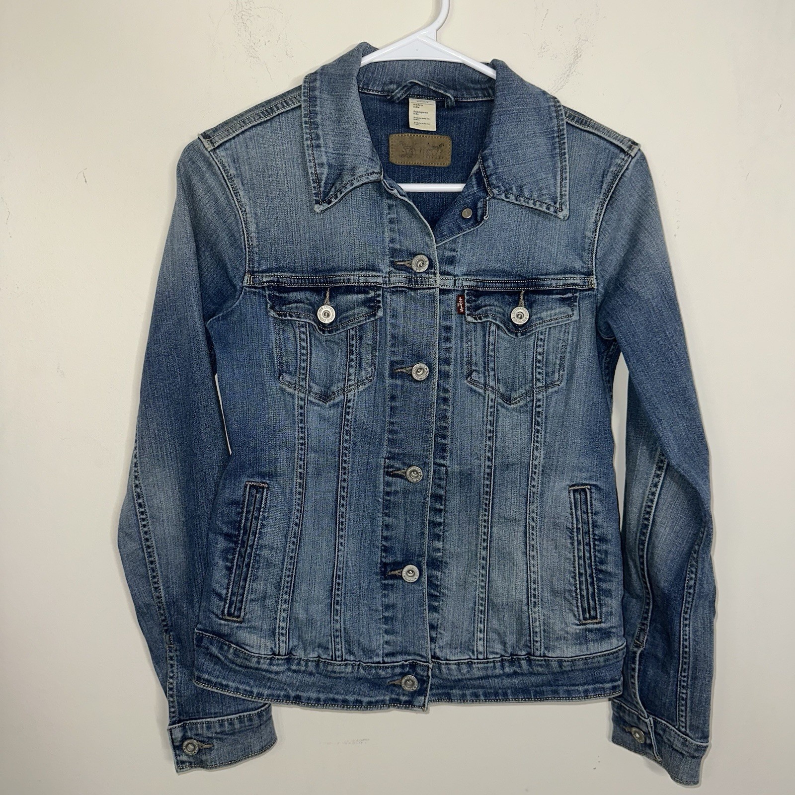 Levi's Jean Jacket Button Front  Trucker Denim Ja… - image 2