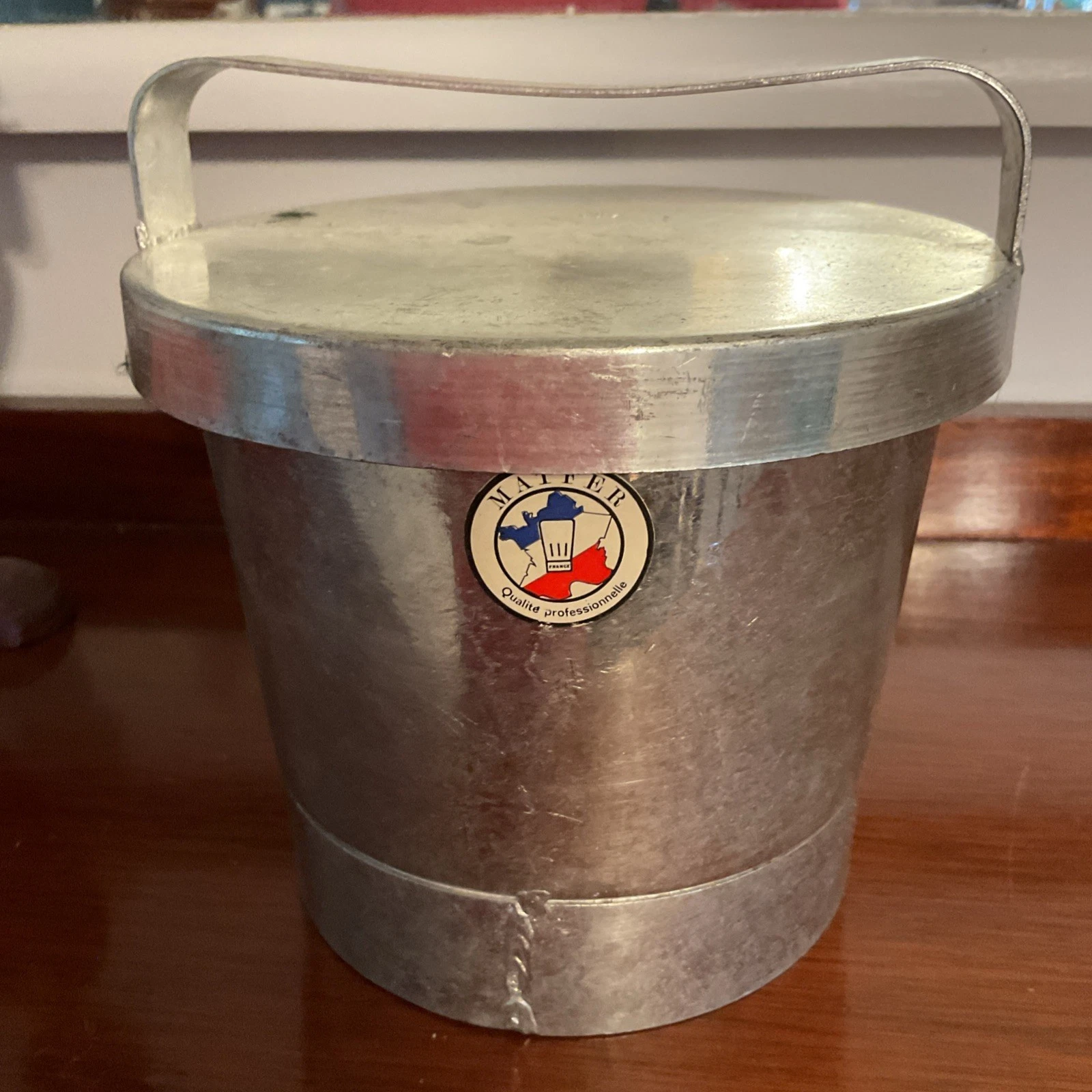 Vintage Matter French Steel Round Mold With Lid, Star 4.5” Tall, Ice Cream?