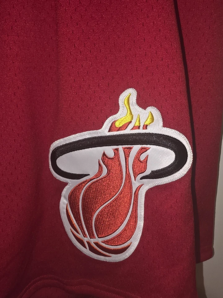 Pantalones Cortos Miami Heat 96-97 Mitchell & Ness Swingman Para Hombre L Rojo Auténticos Foto 2 de 4