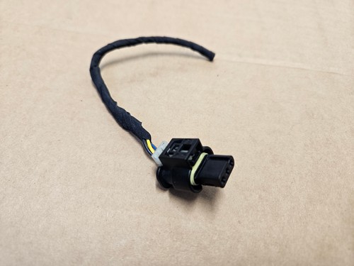 MERCEDES W177 W204 W205 W212 W213 W206 W253 Parking Sensor Plug 3 Pin Connector - Picture 8 of 9
