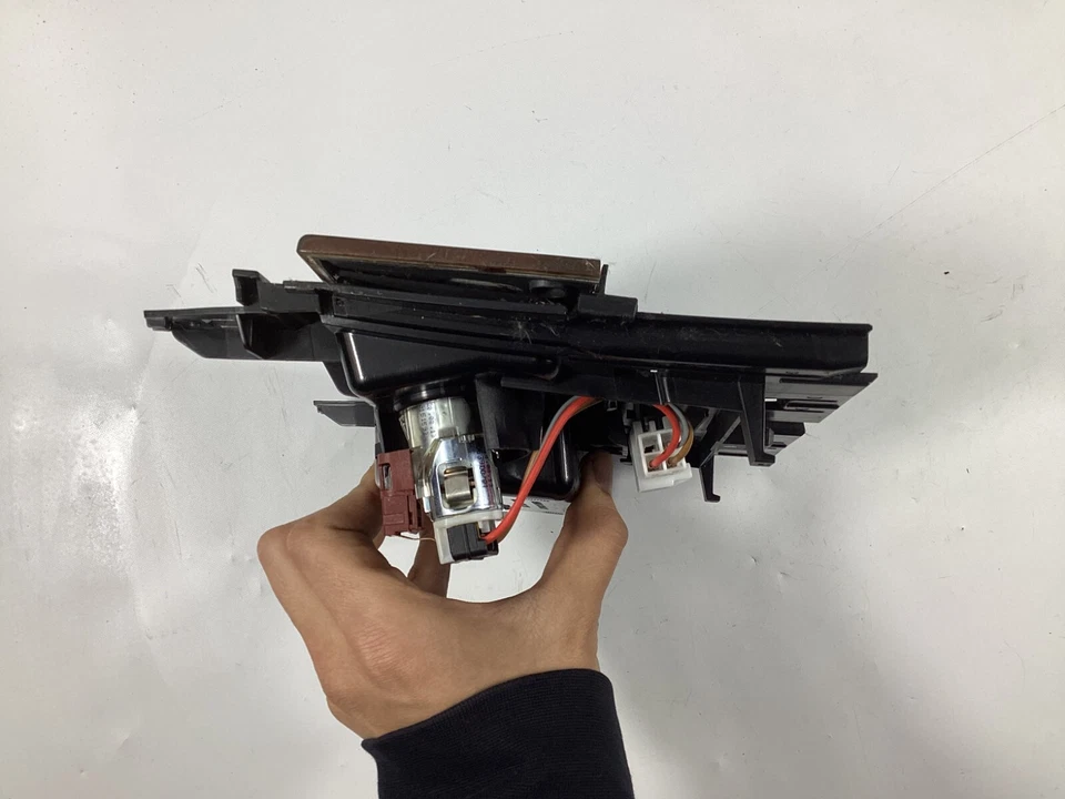 2011 - 2015 Mercedes Benz C300 Center Console Ashtray Ash Tray Compartment OEM . - Image 3 of 4