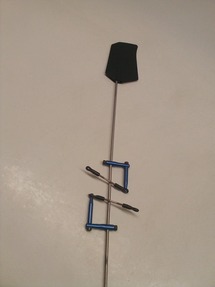 Genuine Quick Worldwide Quick 30 Pro RC Helicopter  Flybar Paddles Control Arms - Image 3 of 4